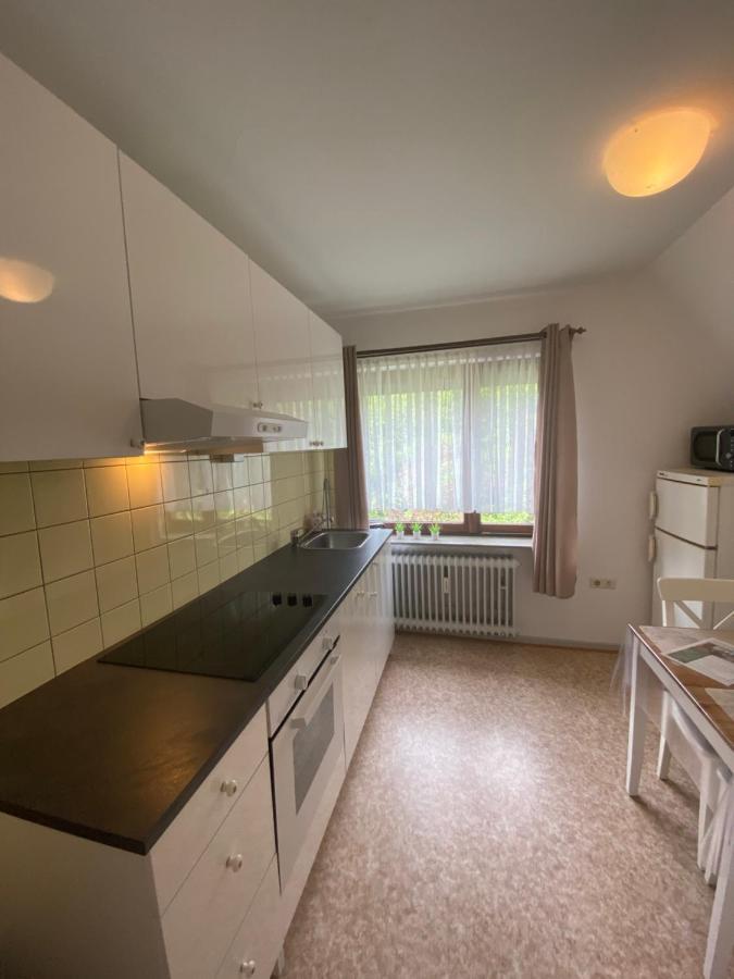 Ferienwohnung Mit Balkon Und Eingezaeunten Garten Aurich Exterior photo